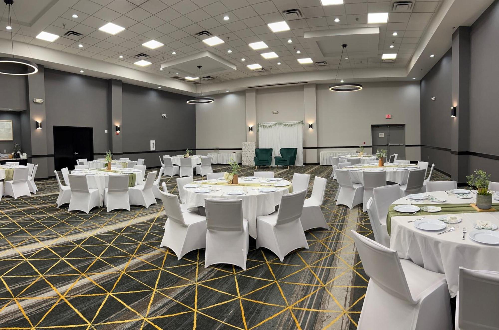 Holiday Inn Phoenix-Mesa Chandler By Ihg Exterior photo