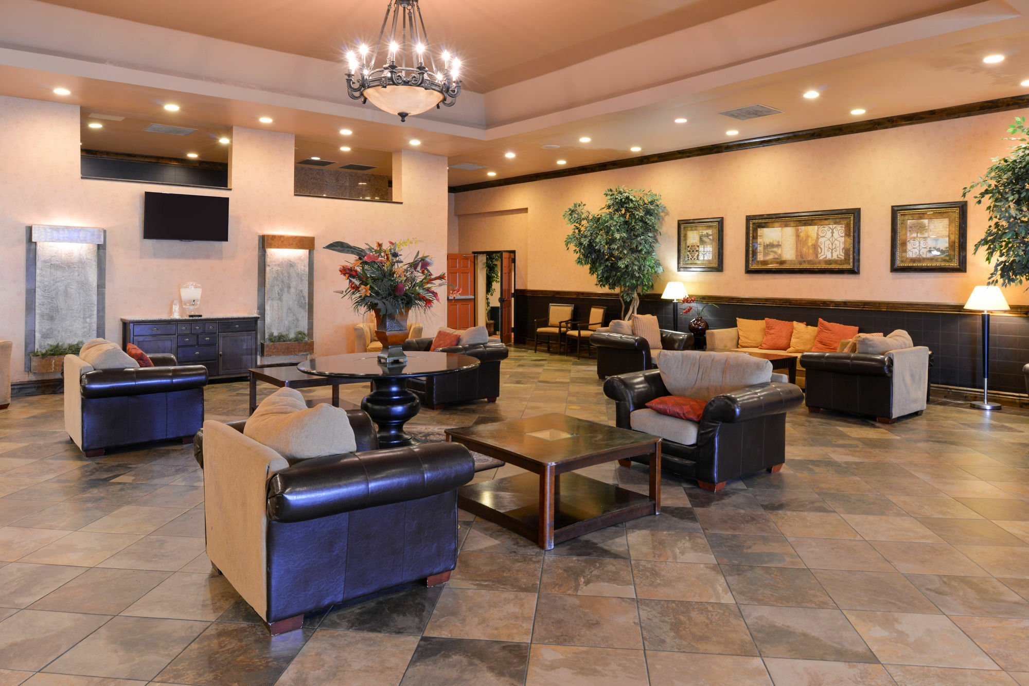 Holiday Inn Phoenix-Mesa Chandler By Ihg Exterior photo